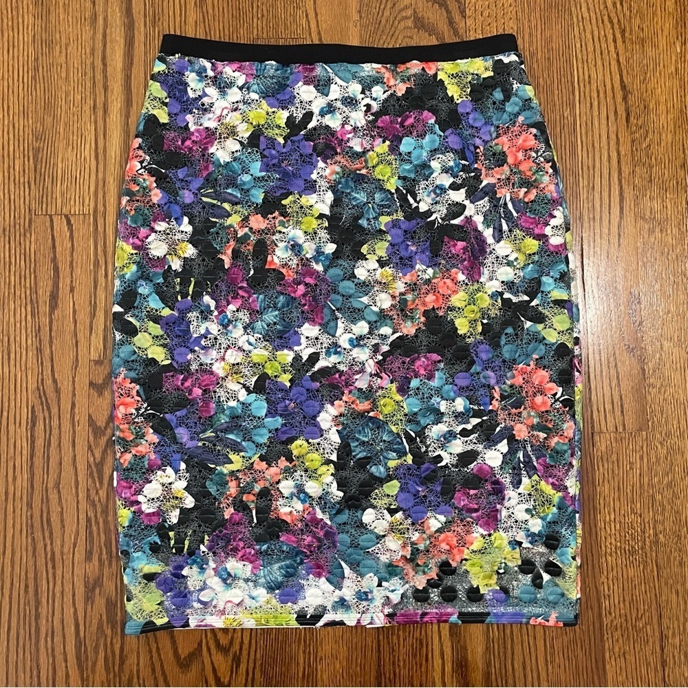 Tahari Pencil Skirt Floral Bright Lined Skirt Size 6